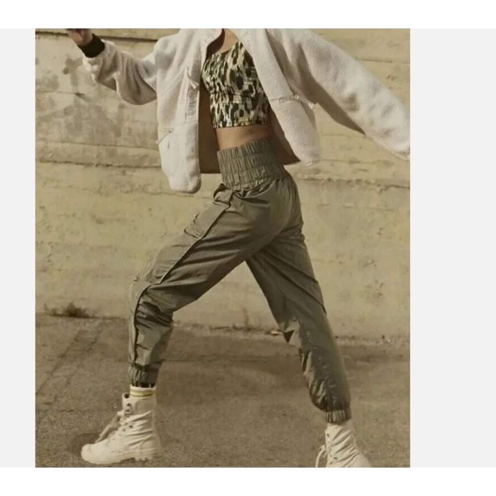 Free People Movement The Way Home Jogger Pants In Army Size S Smocked Waistband